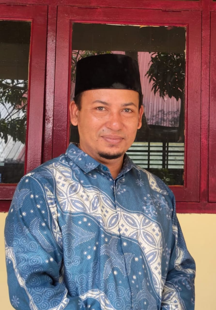 SOSOK AZHAR KIRAN, “GURU SUPER” DARI ACEH: Dari Kelas Matematika ke Aksi Nyata Mengatasi Krisis Air di Pelosok